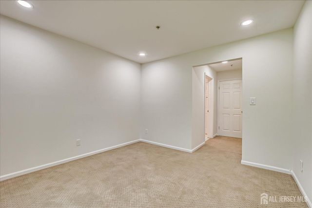 936 Waterford Drive, Edison, NJ 08817
