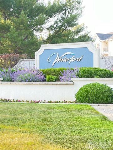 936 Waterford Drive, Edison, NJ 08817