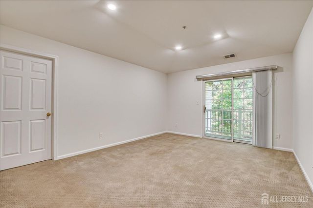 936 Waterford Drive, Edison, NJ 08817