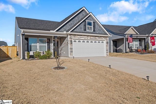 1366 Romany Court, Boiling Springs, SC 29316