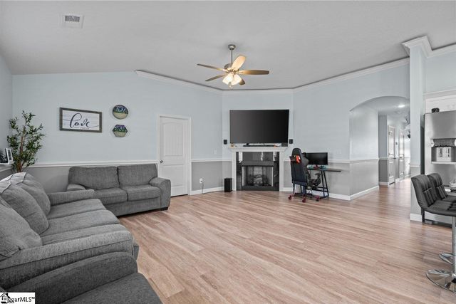 1366 Romany Court, Boiling Springs, SC 29316