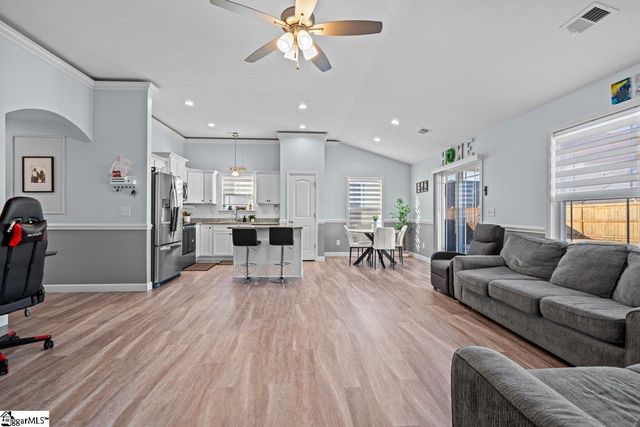 1366 Romany Court, Boiling Springs, SC 29316