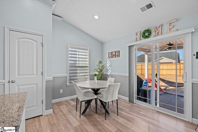 1366 Romany Court, Boiling Springs, SC 29316