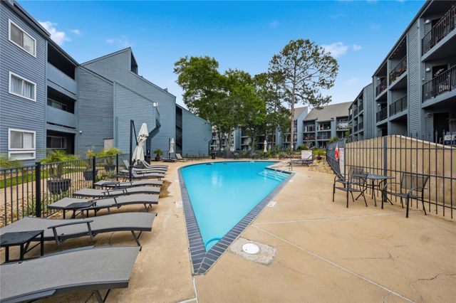 12500 Melville Drive 316B, Montgomery, TX 77356