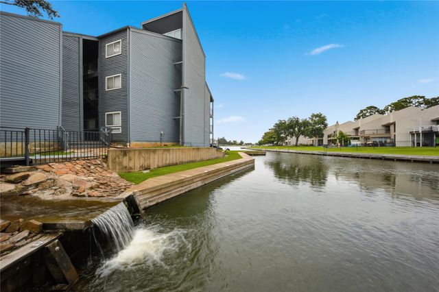 12500 Melville Drive 316B, Montgomery, TX 77356