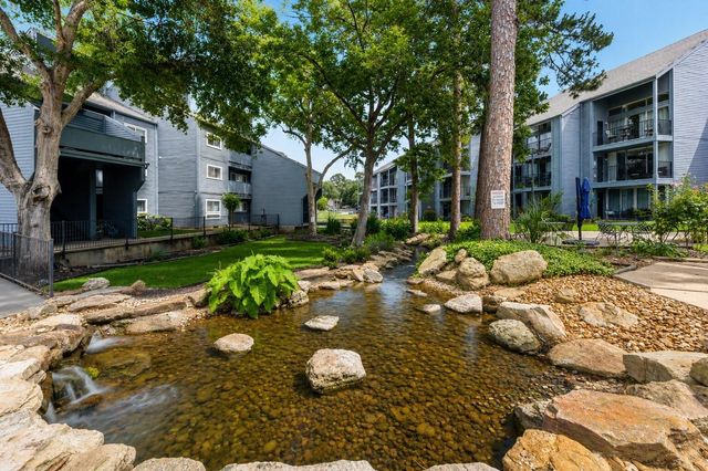 12500 Melville Drive 316B, Montgomery, TX 77356