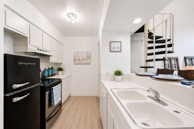 12500 Melville Drive 316B, Montgomery, TX 77356