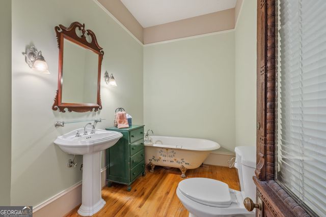 5633 Aven Road, Marietta, GA 30068