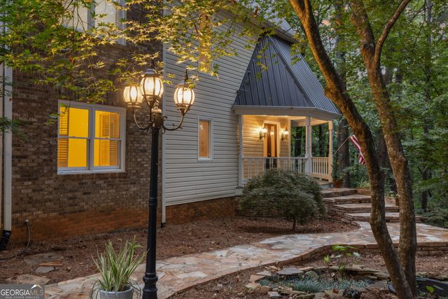 5633 Aven Road, Marietta, GA 30068