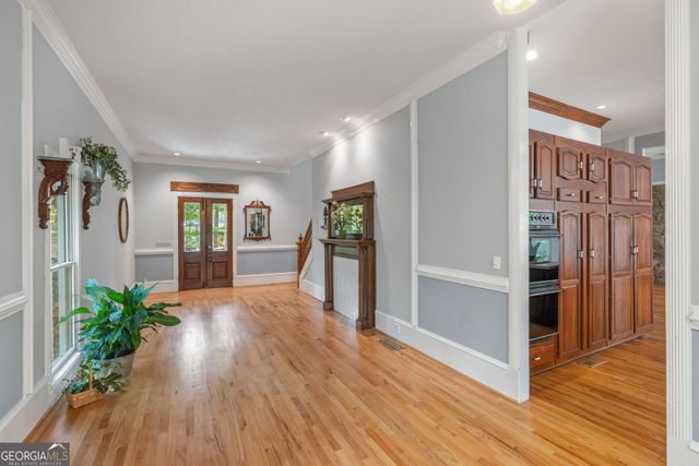 5633 Aven Road, Marietta, GA 30068