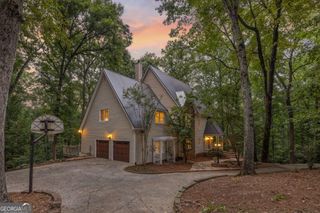5633 Aven Road, Marietta, GA 30068