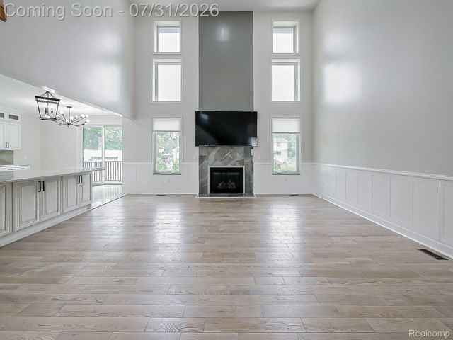 1683 Delta Drive, Troy, MI 48085