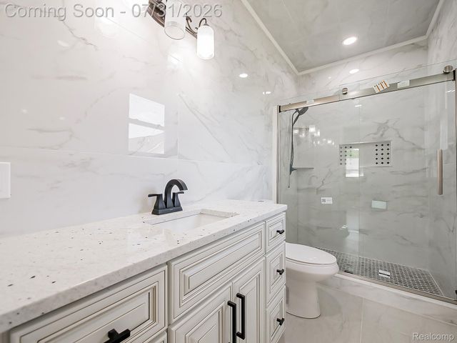 1683 Delta Drive, Troy, MI 48085