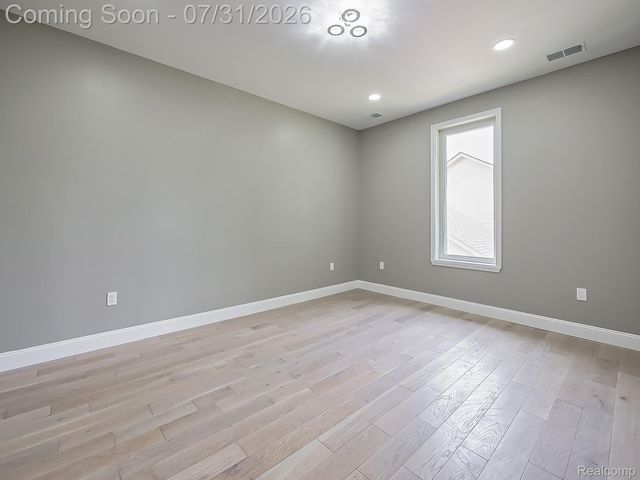 1683 Delta Drive, Troy, MI 48085