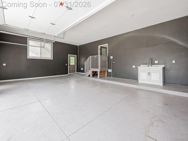 1683 Delta Drive, Troy, MI 48085