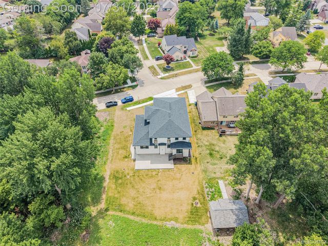 1683 Delta Drive, Troy, MI 48085