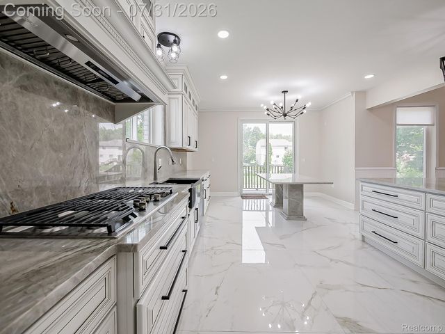 1683 Delta Drive, Troy, MI 48085