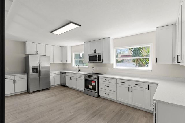 837 E EDGEWOOD DRIVE, Lakeland, FL 33803