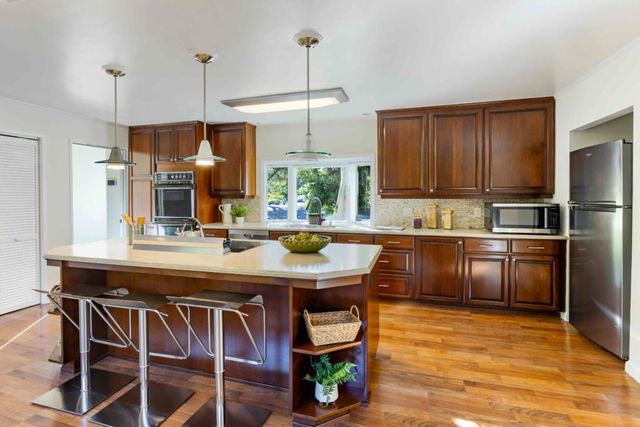 788 Ames Avenue, Palo Alto, CA 94303