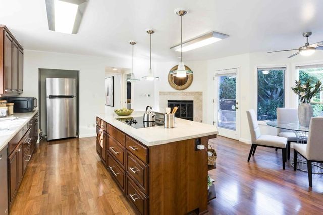 788 Ames Avenue, Palo Alto, CA 94303
