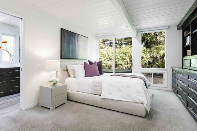 788 Ames Avenue, Palo Alto, CA 94303