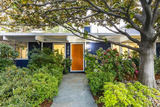 788 Ames Avenue, Palo Alto, CA 94303