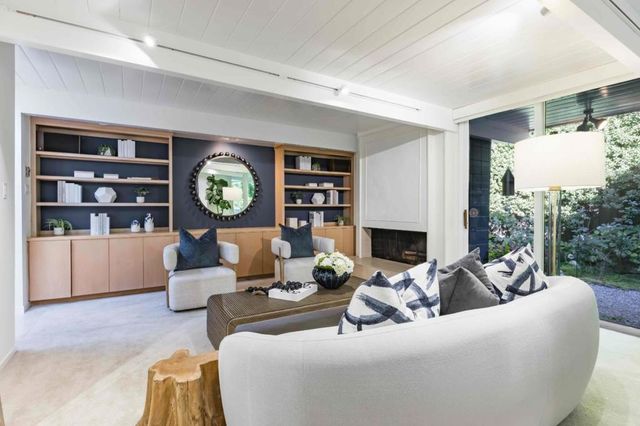 788 Ames Avenue, Palo Alto, CA 94303