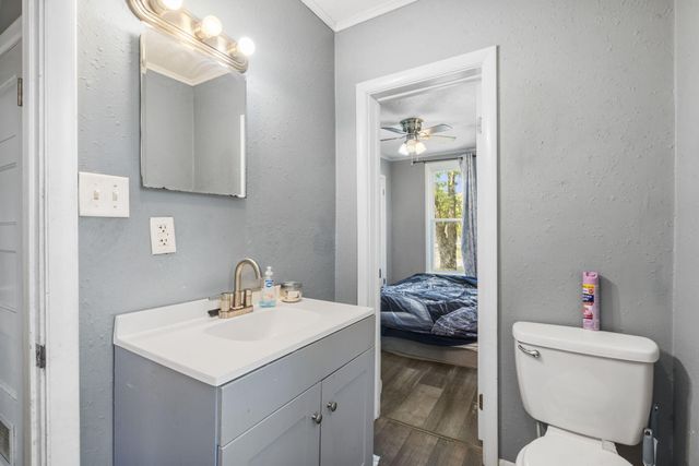 720 Porter Avenue, Aurora, MO 65605