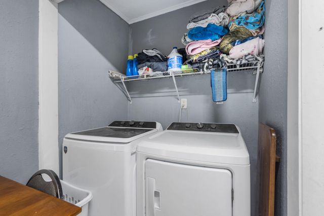 720 Porter Avenue, Aurora, MO 65605