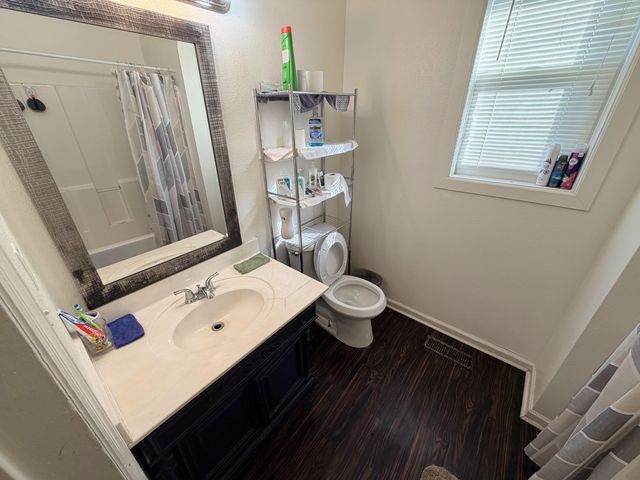 1111 S Willow Street, Chattanooga, TN 37404