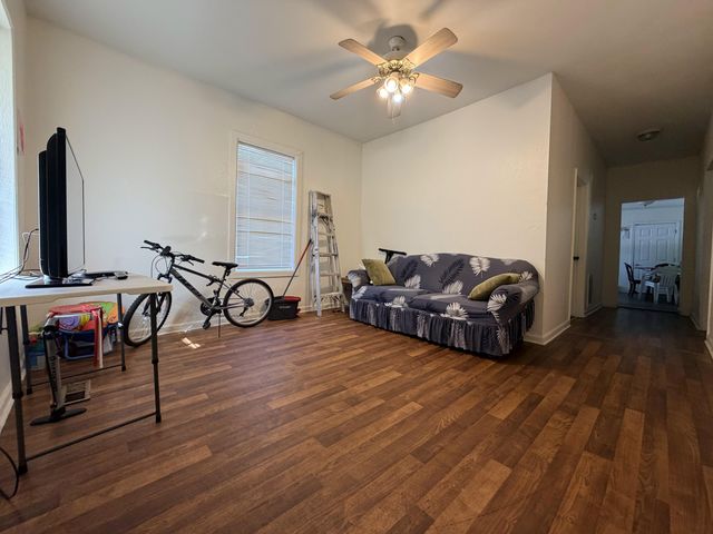1111 S Willow Street, Chattanooga, TN 37404