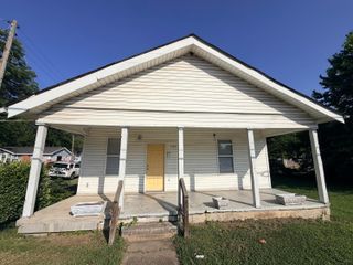 1111 S Willow Street, Chattanooga, TN 37404