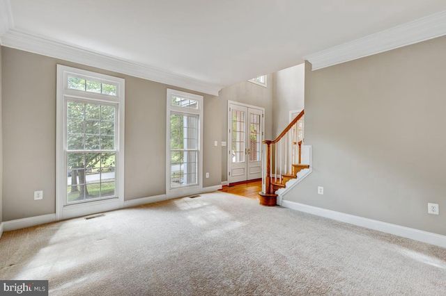 24188 SPRING MEADOW CIR, Aldie, VA 20105