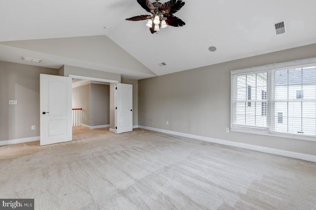 24188 SPRING MEADOW CIR, Aldie, VA 20105