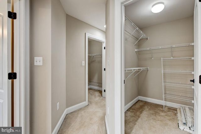 24188 SPRING MEADOW CIR, Aldie, VA 20105