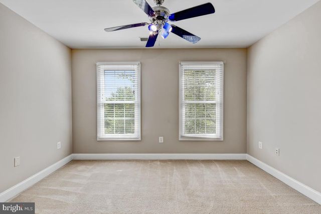 24188 SPRING MEADOW CIR, Aldie, VA 20105