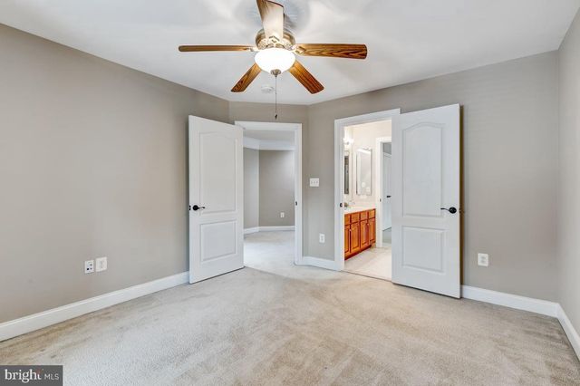 24188 SPRING MEADOW CIR, Aldie, VA 20105