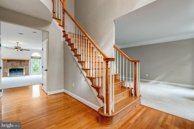 24188 SPRING MEADOW CIR, Aldie, VA 20105