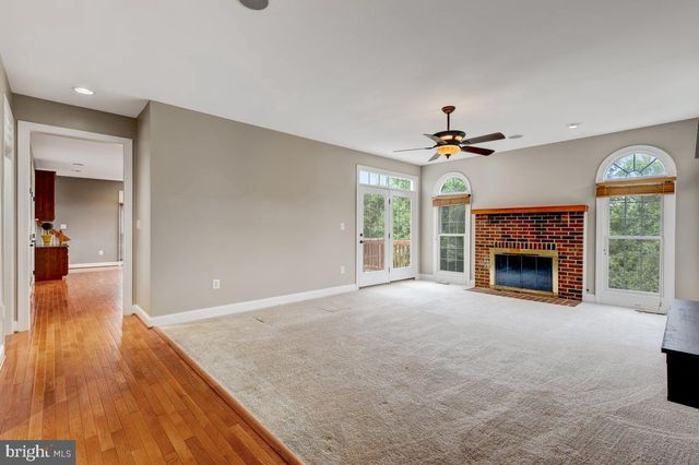 24188 SPRING MEADOW CIR, Aldie, VA 20105