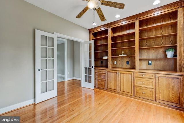 24188 SPRING MEADOW CIR, Aldie, VA 20105