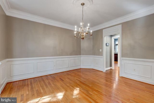 24188 SPRING MEADOW CIR, Aldie, VA 20105