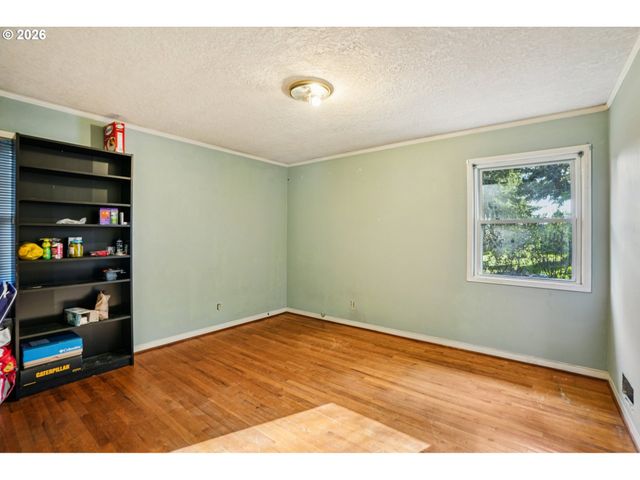 4036 Ne 102ND Ave, Portland, OR 97220