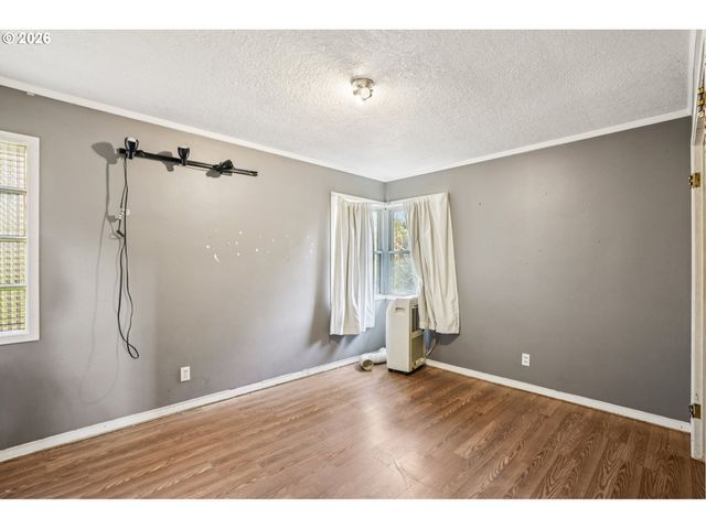 4036 Ne 102ND Ave, Portland, OR 97220