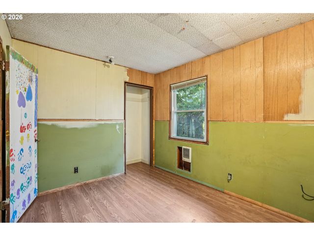 4036 Ne 102ND Ave, Portland, OR 97220