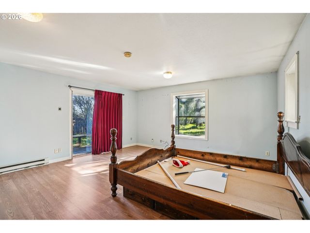 4036 Ne 102ND Ave, Portland, OR 97220