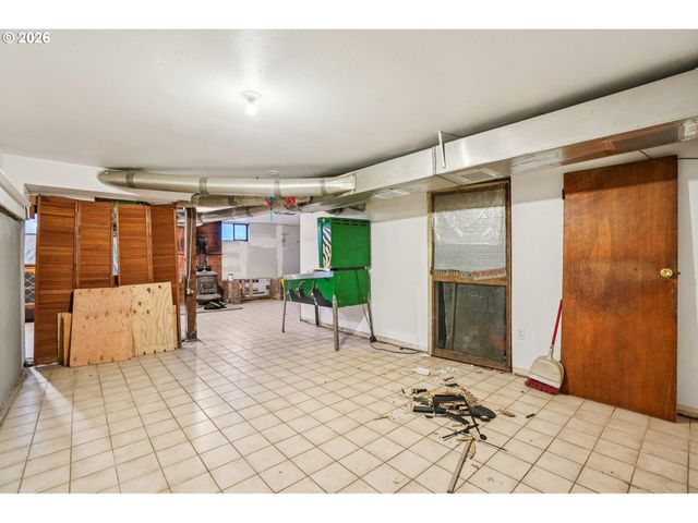 4036 Ne 102ND Ave, Portland, OR 97220