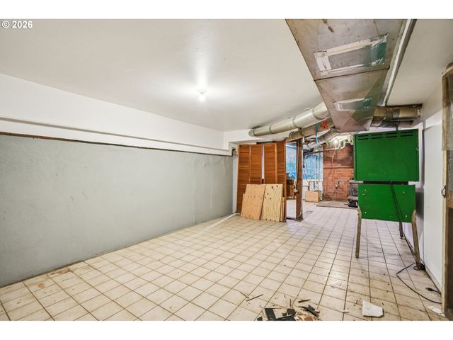 4036 Ne 102ND Ave, Portland, OR 97220