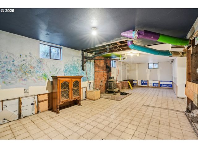 4036 Ne 102ND Ave, Portland, OR 97220