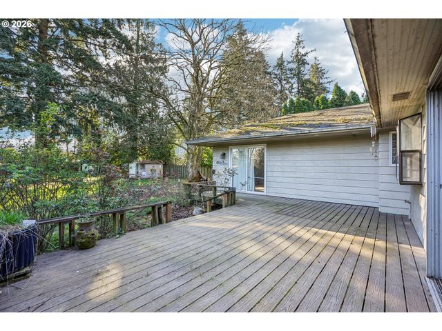 4036 Ne 102ND Ave, Portland, OR 97220