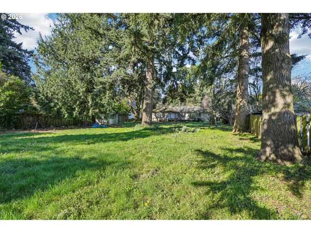 4036 Ne 102ND Ave, Portland, OR 97220